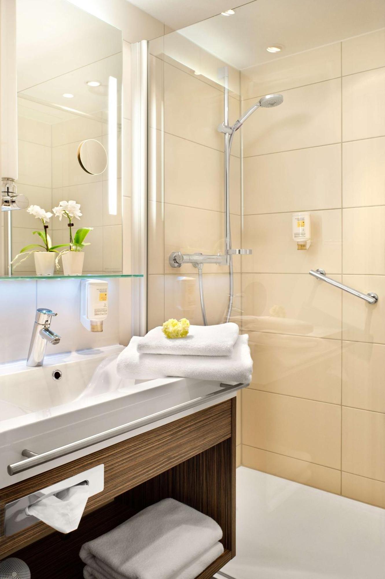 Best Western Hotel Favorit Людвигсбург Экстерьер фото
