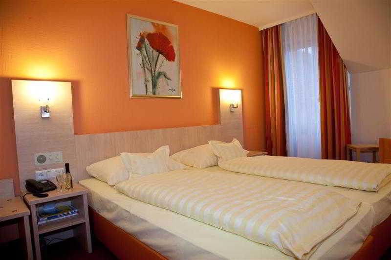 Best Western Hotel Favorit Людвигсбург Экстерьер фото