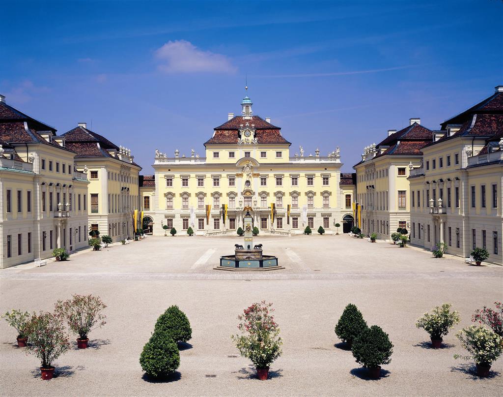 Best Western Hotel Favorit Людвигсбург Удобства фото