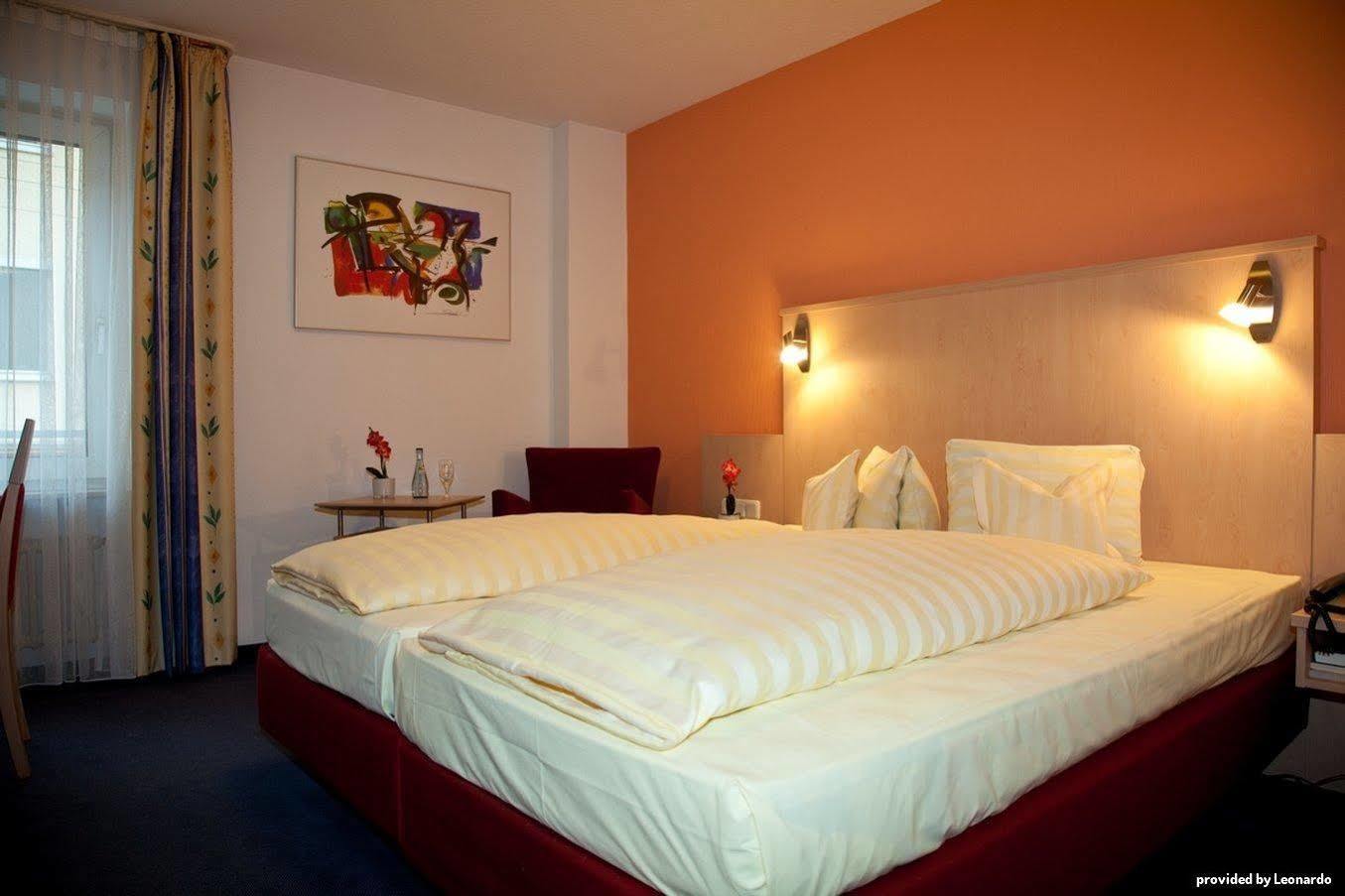 Best Western Hotel Favorit Людвигсбург Экстерьер фото